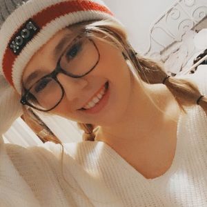 Meet your Posher, Bailey